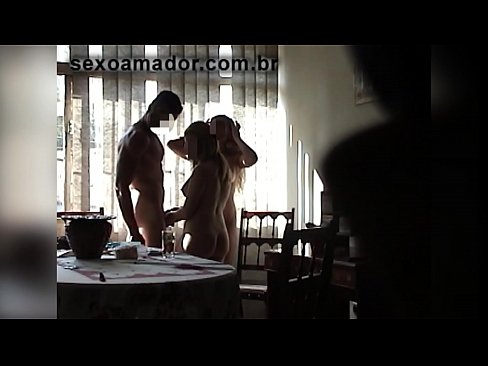 ❤️ Els amics sexuals conviden un home gegant i un trio amb ell ❤❌ Porno dur al ca.pornado-co.ru ❤